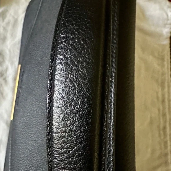 Salvatore Ferragamo Gancini Bag + scarf - Picture 8 of 16